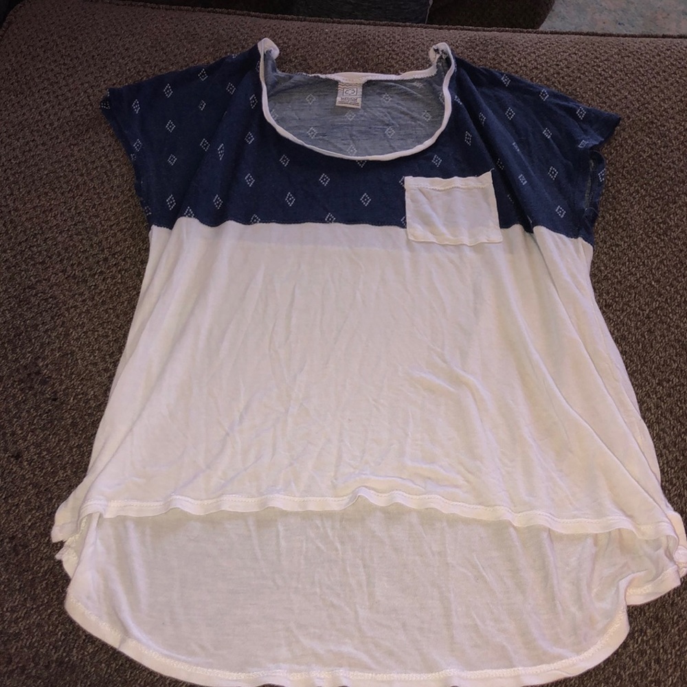 Cute blouse